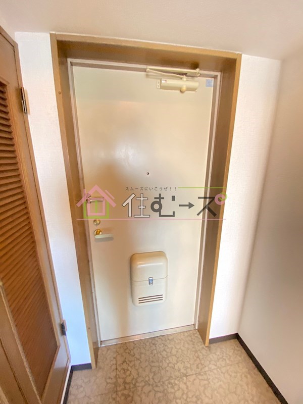 ライオンズマンション今里第3壱番館 玄関