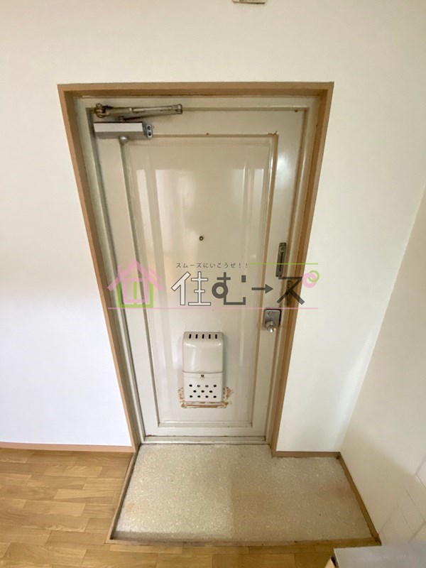 千代崎ハイツ 玄関