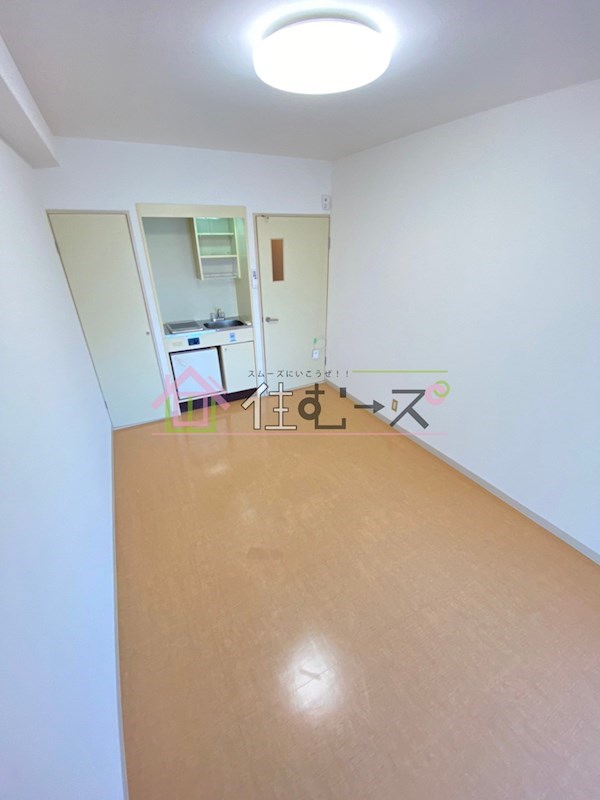 リバーサイド東梅田 リビング