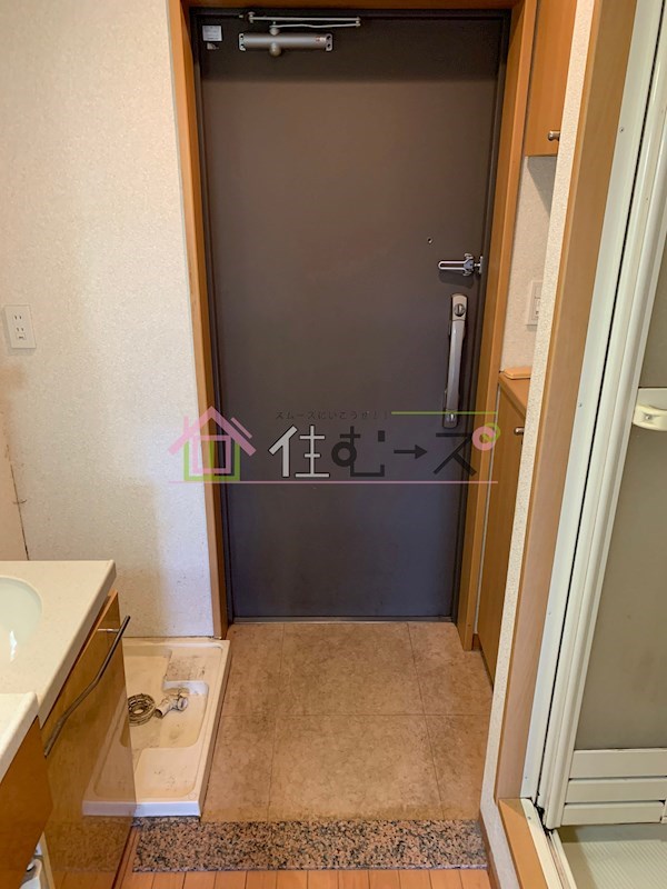 エステムコート梅田茶屋町デュアルスペース 玄関