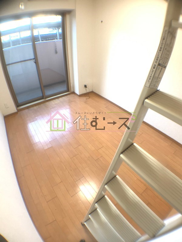 エステムコート梅田茶屋町デュアルスペース ベッドルーム