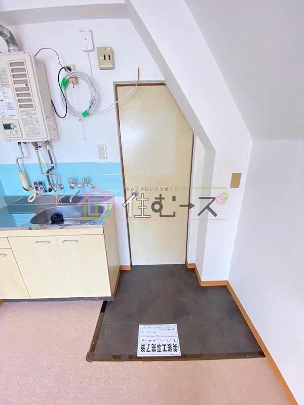 ハニオカハイツ 玄関