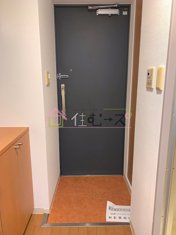 エステムコート梅田東アクアパレス 玄関