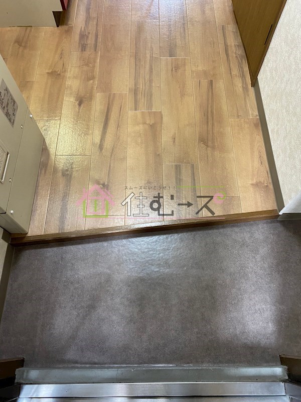 ドエル南本町 玄関