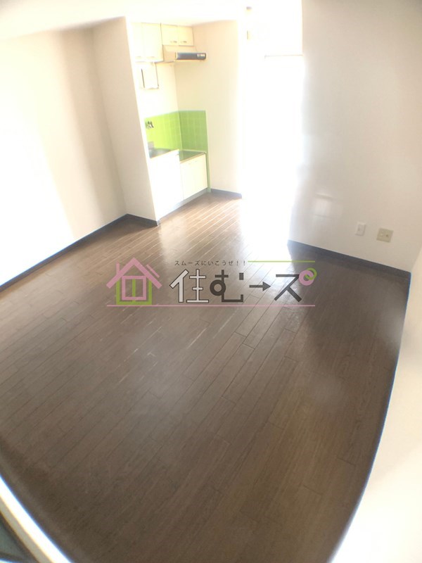 ビジタル高津 リビング