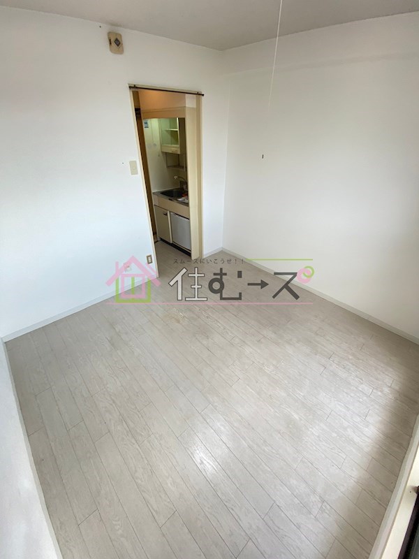 エスティライフ姫島公園 リビング