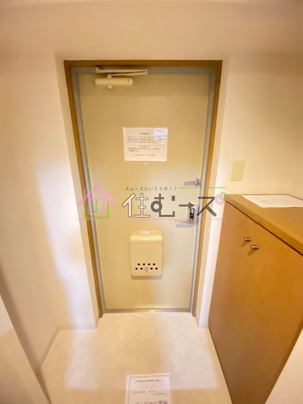 エスリード北大阪 玄関