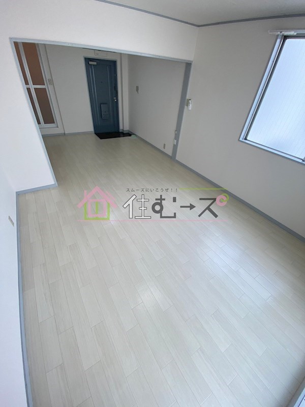 サンハイツ新森 リビング