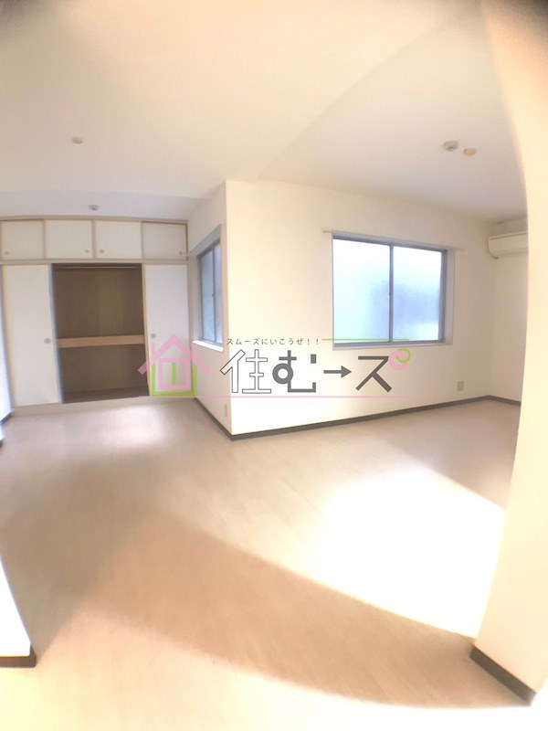 西村ビル ベッドルーム