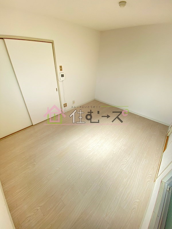 ロイヤルハイツ深江南 リビング