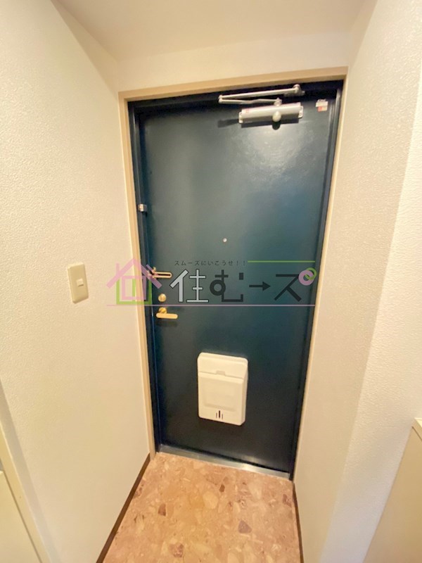 ウエルネス上本町 玄関