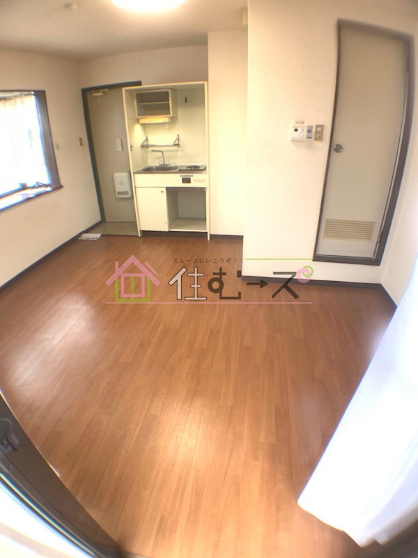 リバーサイドK リビング