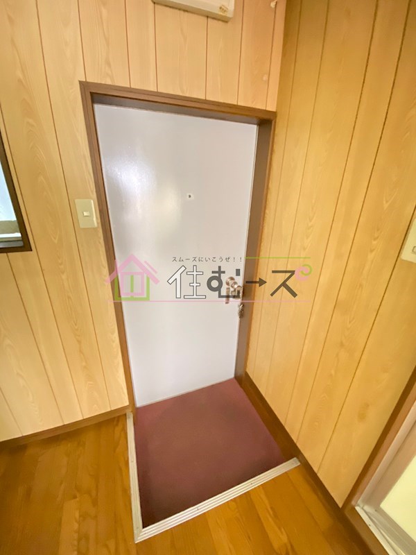 千船ハイツ 玄関