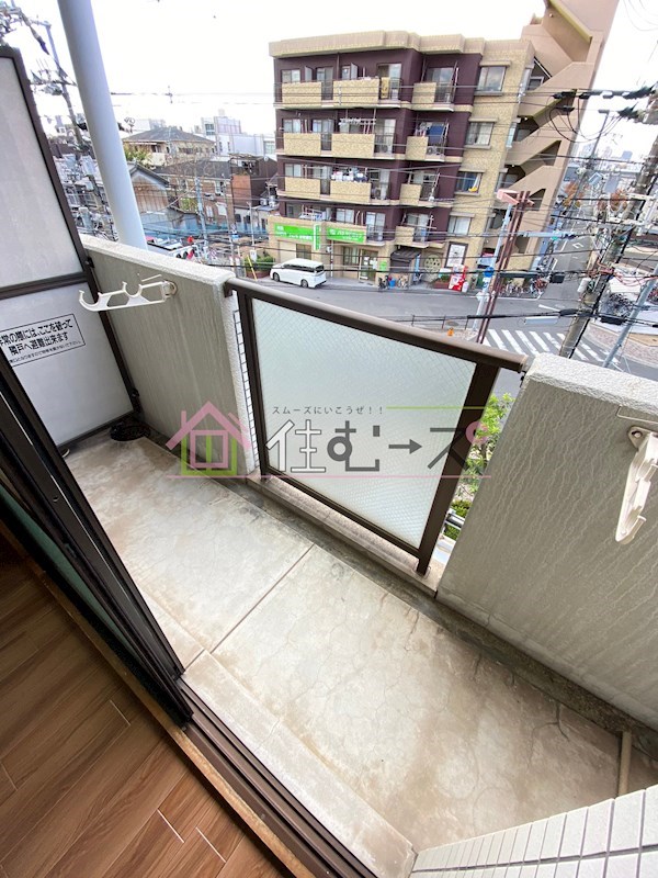 ライオンズマンション今里第3壱番館 ベランダ