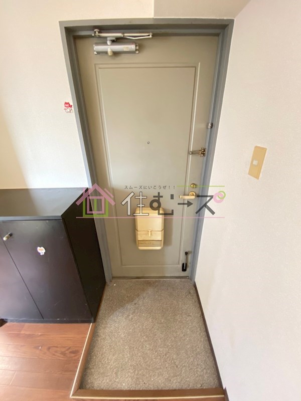 デイズハイツ境川 玄関