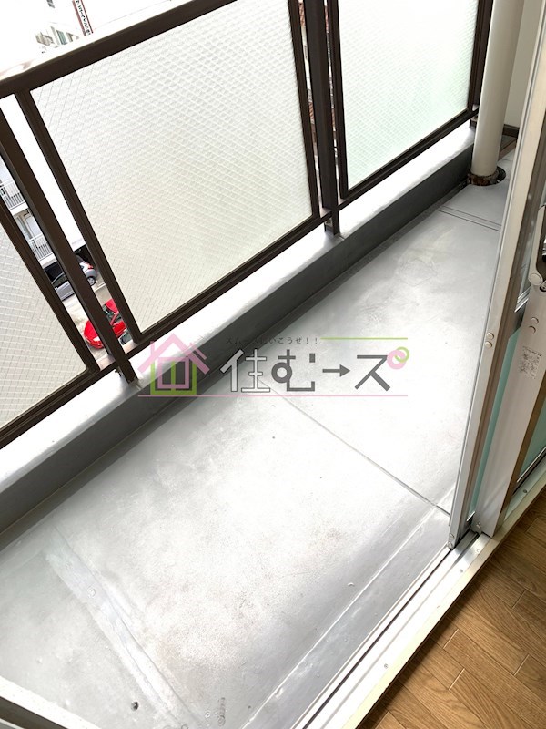 新大阪グランドハイツ北 ベランダ