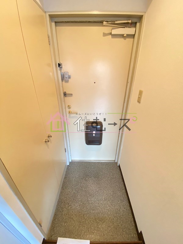 フォンティーヌ桃谷 玄関