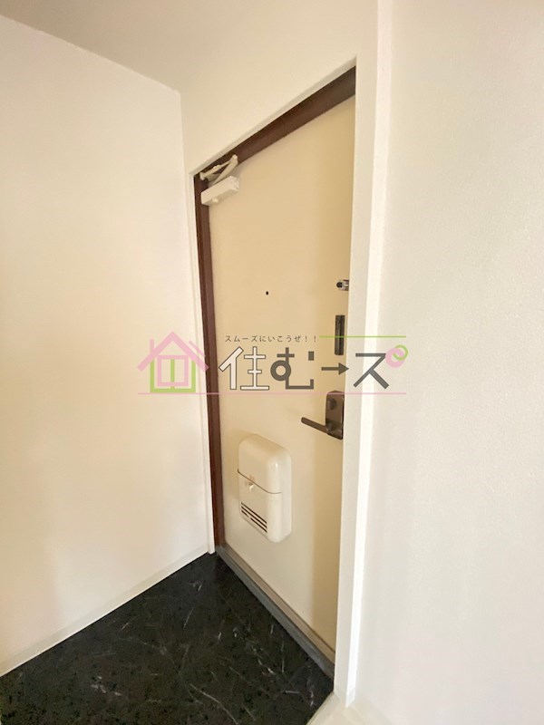 カルム四天王寺 玄関