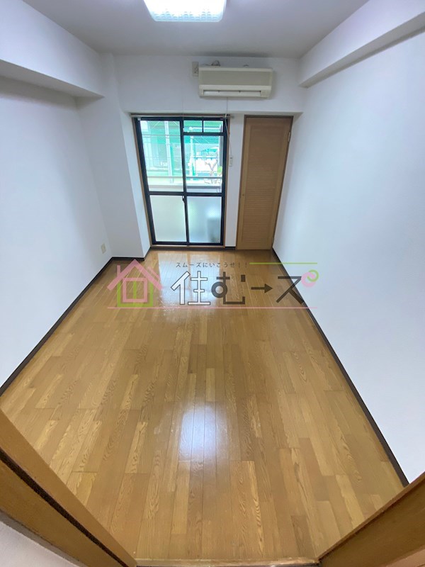 コアロード2000 ベッドルーム