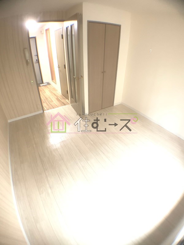 グラヴィール鶴和 ベッドルーム