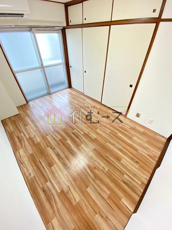 沢村マンション ベッドルーム