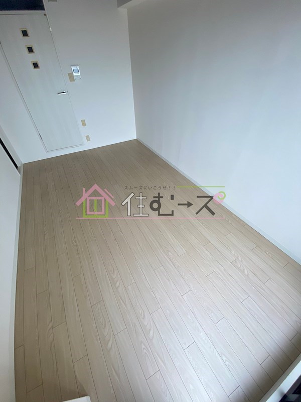 アクエルド都島 リビング