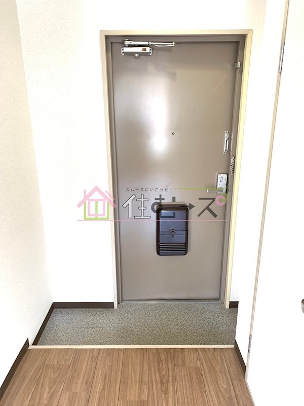 パルハイツ 玄関