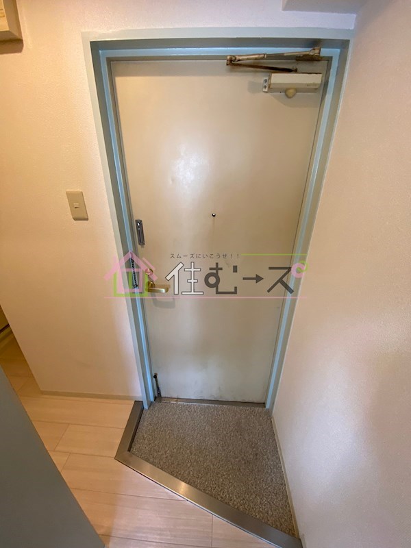 クリオ福島 玄関