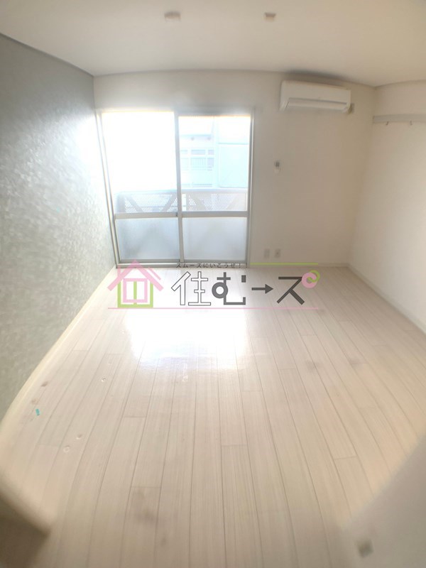 カネマスロイヤルコート ベッドルーム