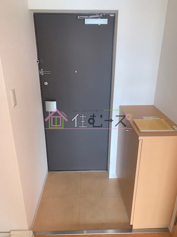 エクセレント今市 玄関