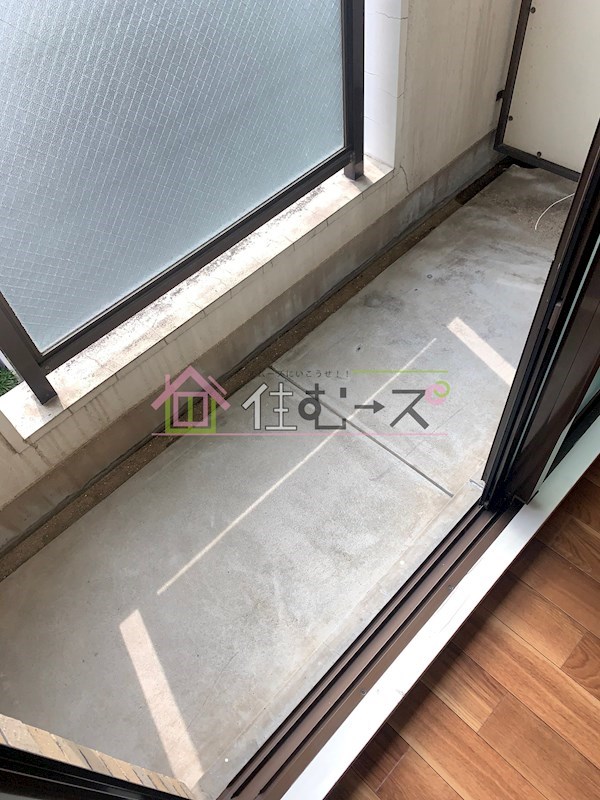 ビクトリーハイムニシミツ ベランダ