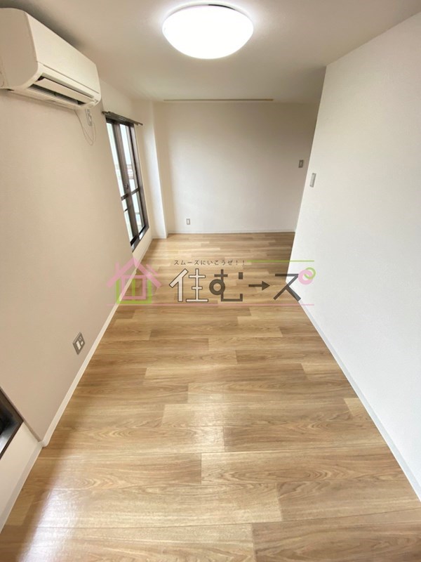 レガーレ長居公園 リビング