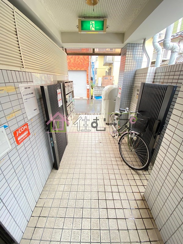 プレアール新大阪Ⅲ ロビー