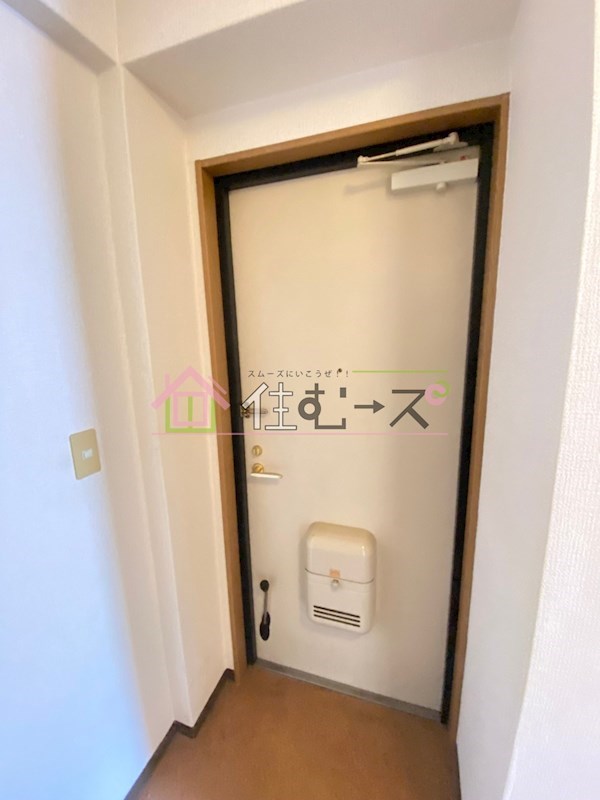 メゾン・フィオーレ 玄関