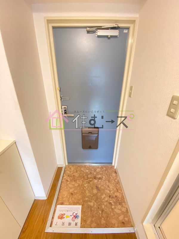 ラパンジール恵美須Ⅲ 玄関