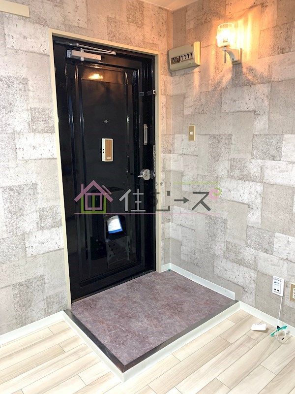 スタンドアップ瑞光 玄関