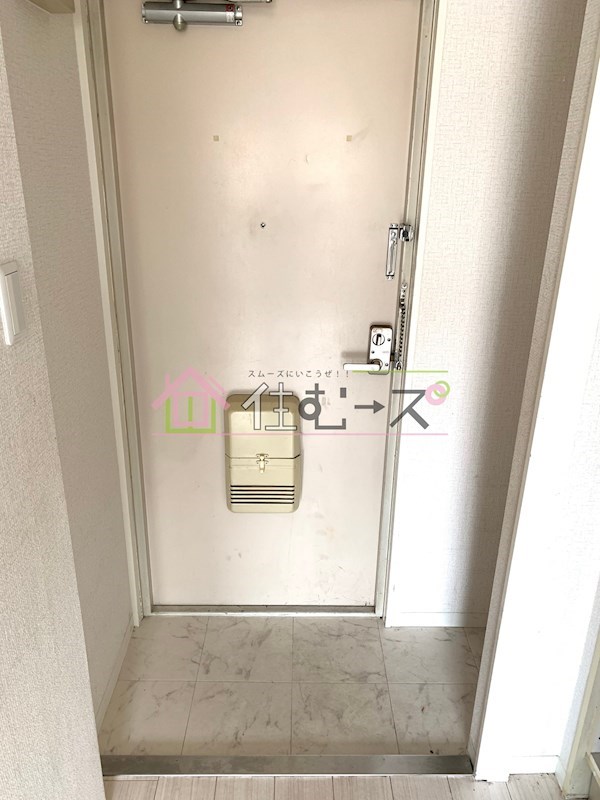 センチュリー21  玄関