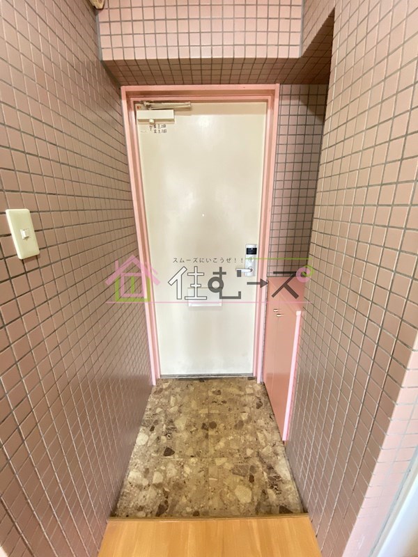 宝ハイツ 玄関