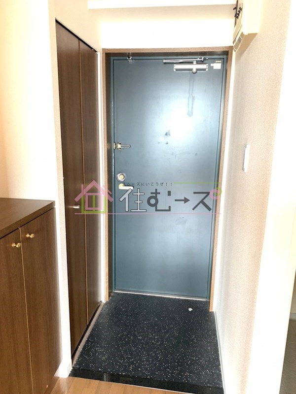 パラシオ塚本Ⅲ 玄関