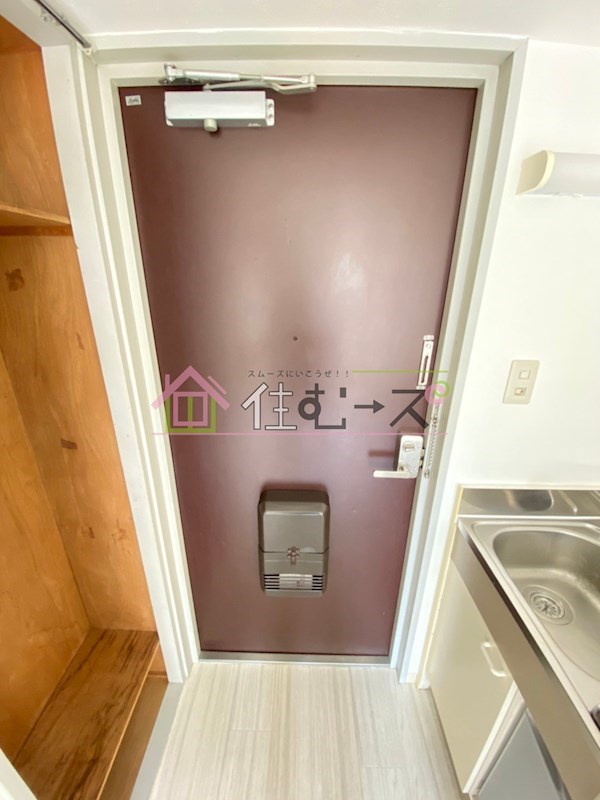 ジオナ本田 玄関