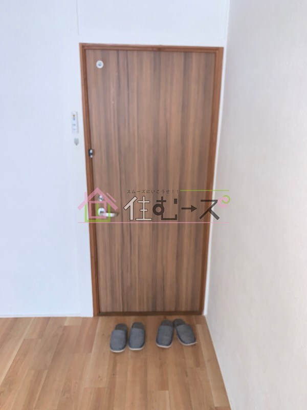 豊栄ハウス 玄関
