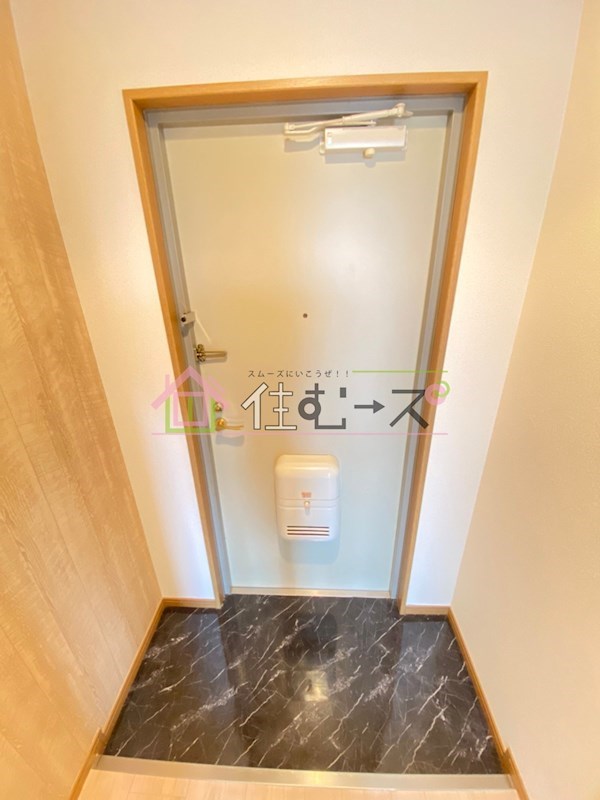 F2 玄関