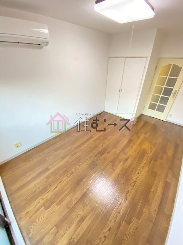 ロイヤル巽 リビング