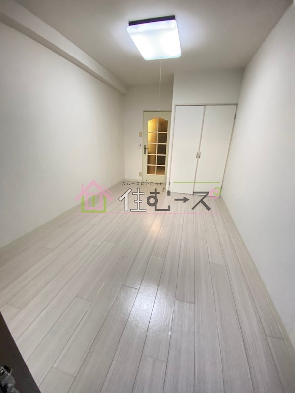 ロイヤル巽 リビング