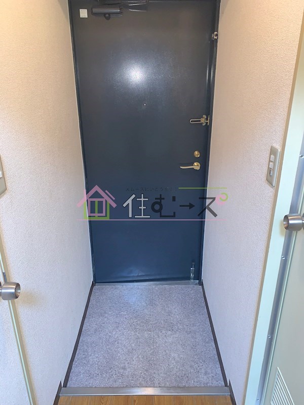 FM　Nakazaki　Ⅰ 玄関