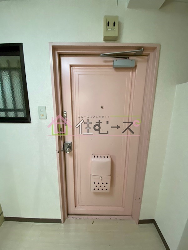 菅栄町レディースマンション 玄関