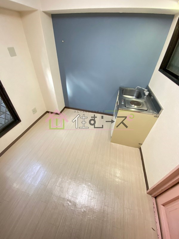 菅栄町レディースマンション ベッドルーム