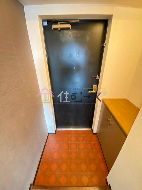 マイルド新大阪レジデンス3号館 玄関