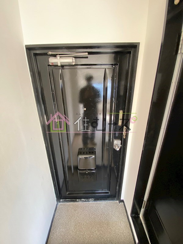 OLA COURT西田辺 玄関