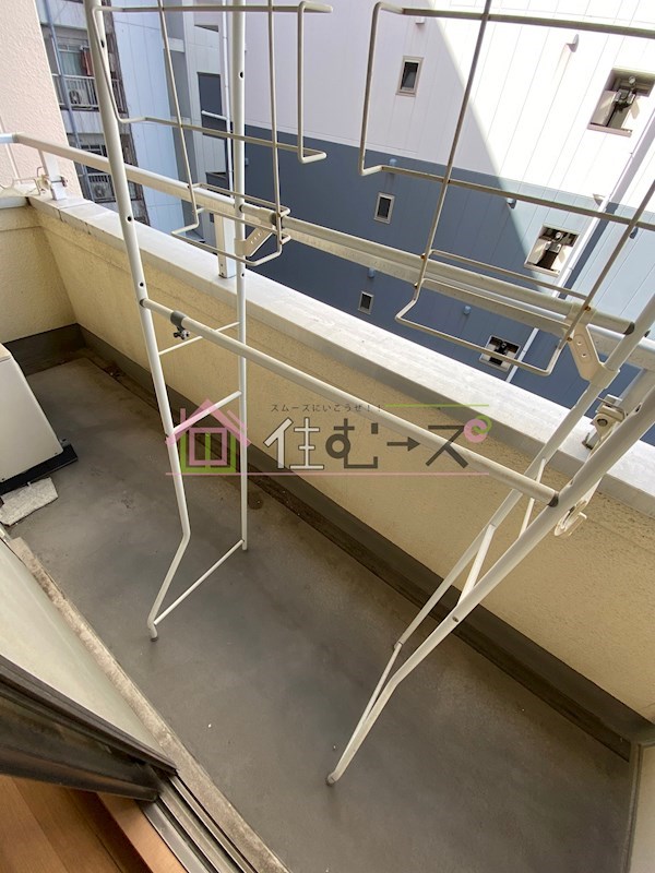 ナオシス大国町 ベランダ